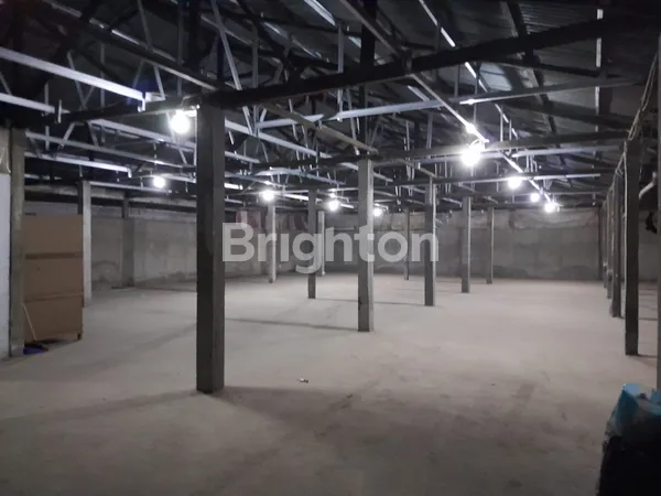 image DISEWAKAN GUDANG LUAS DI JURUMUDI DEKAT BANDARA SOETTA (4)