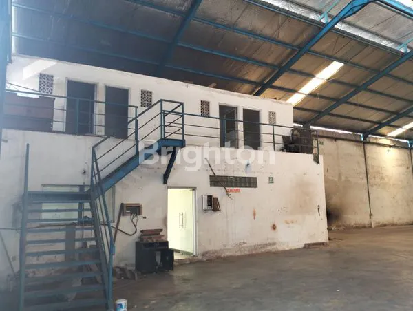 image GUDANG SIAP PAKAI LIDAH WETAN (ANTARA WISATA BUKIT MAS DENGAN GREEN LAKE) (2)