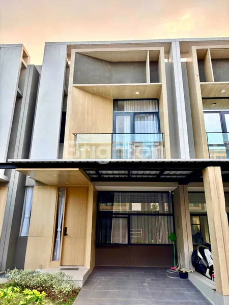 image TANAKAYU BSD, 2 LANTAI, SANGAT STRATEGIS, FULL FURNISHED (1)