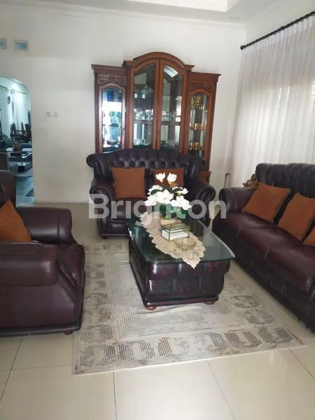 image DIJUAL RUMAH LAMA POSISI STRATEGIS KURANG LEBIH 400 M2 DIDAERAH PETOJO DALAM (7)