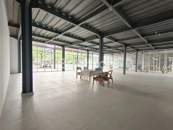 image PREMIUM COMMERCIAL SPACE FOR LEASE – SUNSET ROAD (6)