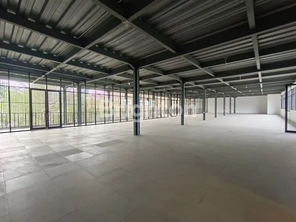 image PREMIUM COMMERCIAL SPACE FOR LEASE – SUNSET ROAD (2)