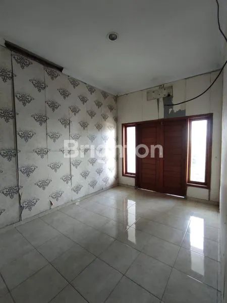 image RUMAH TURISARI DEKAT PARAGON MALL SOLO (3)