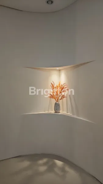 image HUNIAN NYAMAN , TERAWAT DESAIN MINIMALIS DI ROYAL RESIDENCE ADDINGTON (5)