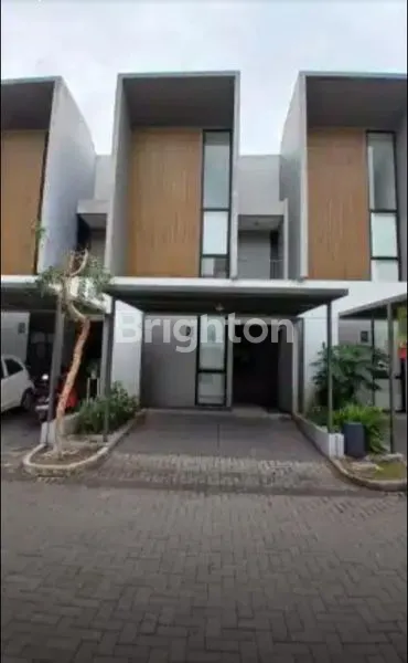 image RUMAH 2 LANTAI FULL FURNISHED – LOKASI STRATEGIS & SIAP HUNI!* (1)