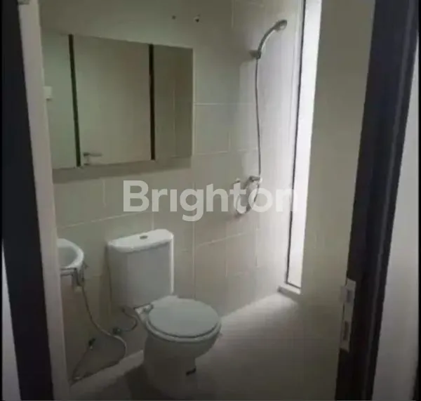 image RUMAH 2 LANTAI FULL FURNISHED – LOKASI STRATEGIS & SIAP HUNI!* (4)