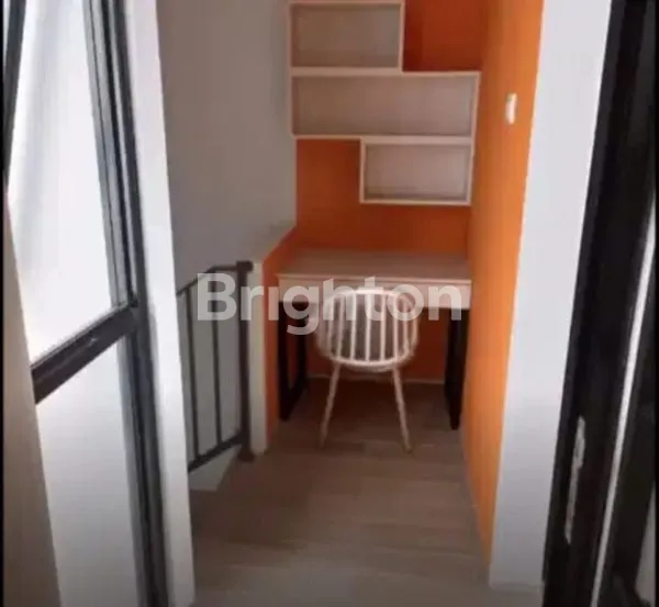image RUMAH 2 LANTAI FULL FURNISHED – LOKASI STRATEGIS & SIAP HUNI!* (5)