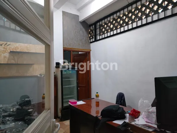 image TOKO FASHION 2 LANTAI STRATEGIS DI SOLO, LT 668M² (6)