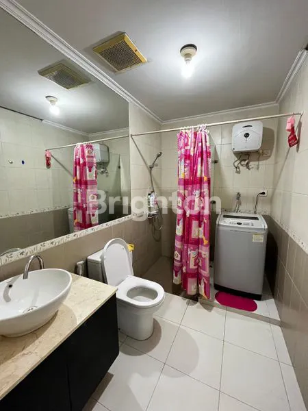 image APARTEMEN PALADIAN PARK, LANTAI 21, VIEW STRATEGIS (1)