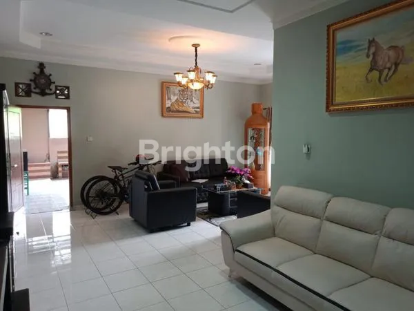 image DIJUAL CEPAT RUMAH 2 LANTAI SIAP HUNI DI VILLA JAPOS, LT 210M² (4)
