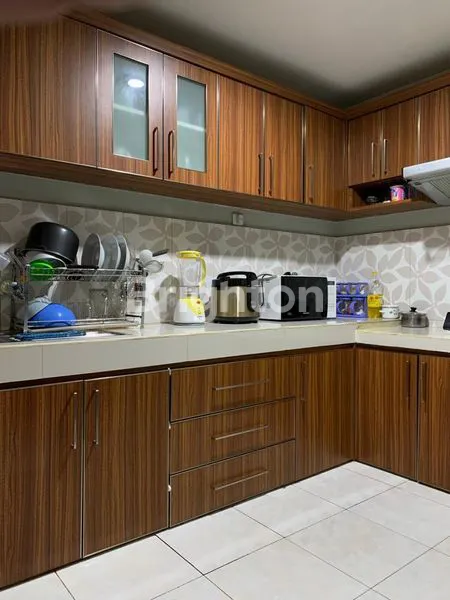 image DIJUAL CEPAT RUMAH 2 LANTAI SIAP HUNI DI VILLA JAPOS, LT 210M² (5)