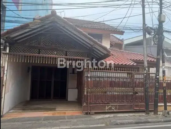 image  RUMAH  2 LANTAI LOKASI STRATEGIS, JOHAR BARU, JAKARTA PUSAT. (1)