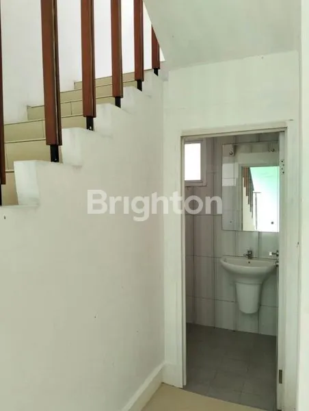 image DIJUAL DAN DISEWAKAN RUMAH MEWAH MEWAH DI SUMMARECON BEKASI (3)