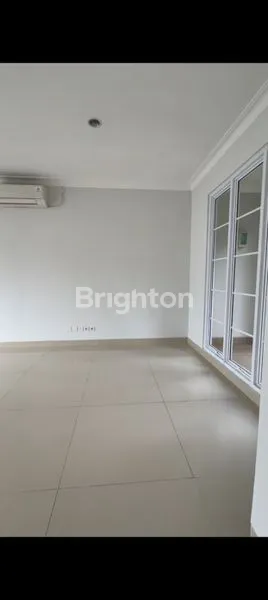 image RUMAH GRANADA ALICANTE GADING SERPONG (5)