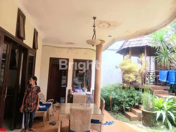 image RUMAH LUAS 600M² DI MERBABU MALANG, SEWAKAN 275 JT/TH (KOSONGAN) (4)