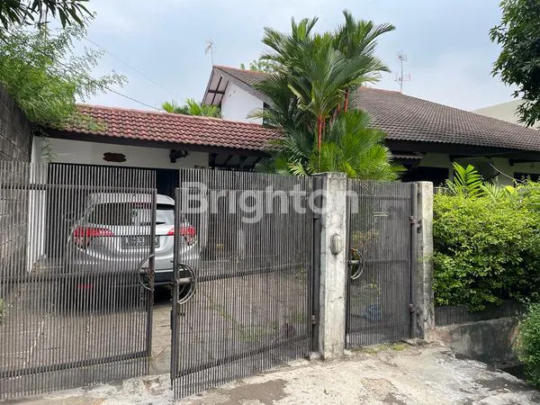 image RUMAH DIJUAL 2LT SIAP HUNI DI KAYU MAS JAKARTA TIMUR (2)