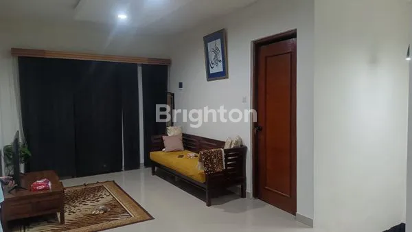 image RUMAH 2 LANTAI 5 KAMAR TIDUR DEKAT KAMPUS DAN GWK VIEW LAUT JIMBARAN (2)