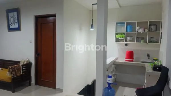 image RUMAH 2 LANTAI 5 KAMAR TIDUR DEKAT KAMPUS DAN GWK VIEW LAUT JIMBARAN (3)