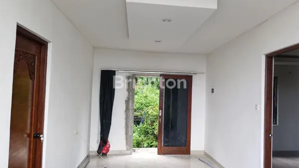image RUMAH 2 LANTAI 5 KAMAR TIDUR DEKAT KAMPUS DAN GWK VIEW LAUT JIMBARAN (1)