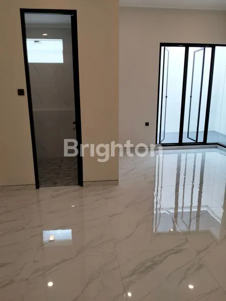 image RUMAH 180M² DEKAT UNIVERSITAS HANGTUAH (5)