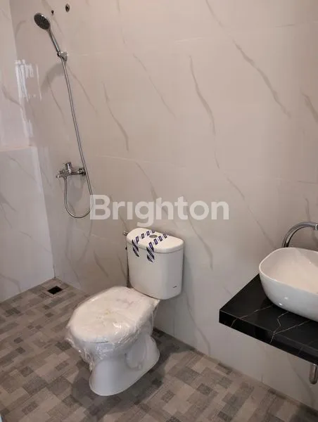 image RUMAH 180M² DEKAT UNIVERSITAS HANGTUAH (7)