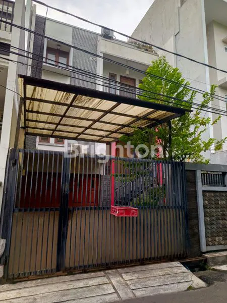 image RUMAH ASRI DAN NYAMAN 3 LANTAI DI SUNTER AGUNG, SUNTER-JAKARTA UTARA (1)