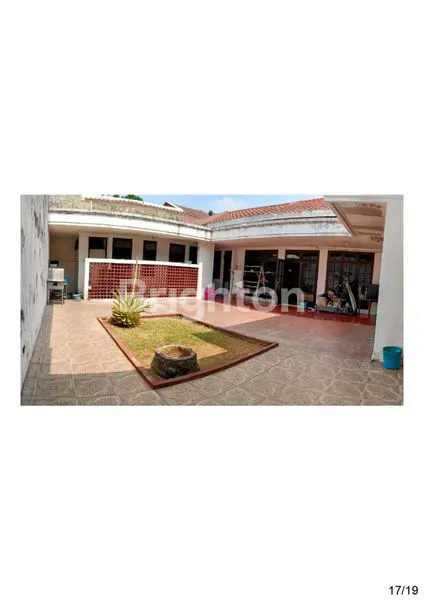 image RUMAH HOOK STRATEGIS DI KAWASAN ELIT SURABAYA (3)