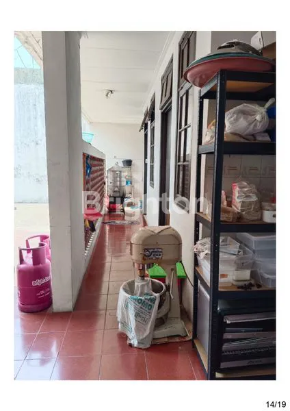 image RUMAH HOOK STRATEGIS DI KAWASAN ELIT SURABAYA (5)