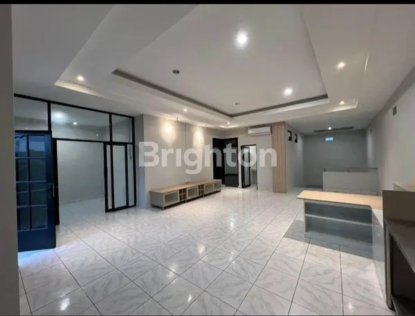 DISEWAKAN RUMAH APARTEMEN 2 LANTAI BERLOKASI STRATEGIS DI JALAN NANGKA SELATAN