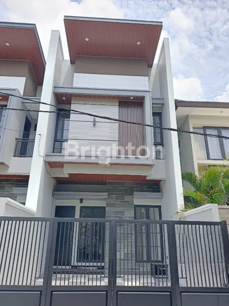 image RUMAH BARU MEWAH JALAN UTAMA MANYAR UNDER 2M, SURABAYA TIMUR (1)