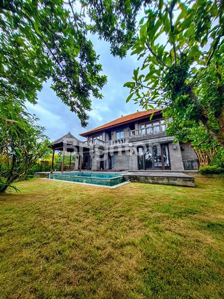 image DIJUAL LUXURY VILLA SUASANA PEDESAAN DI PERING BLAHBATUH GIANYAR BALI (1)