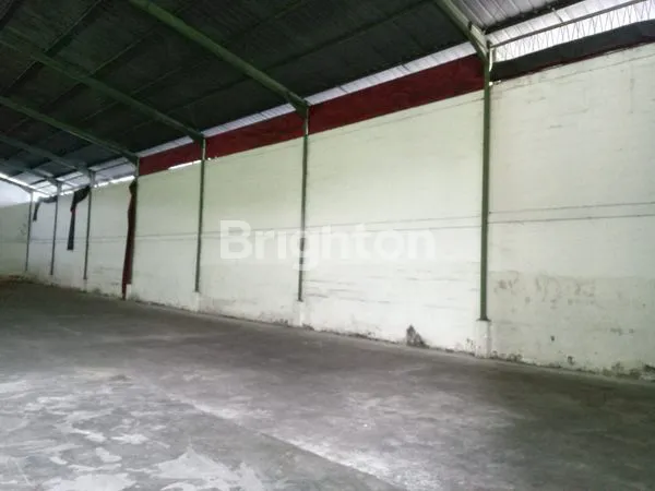 image DISEWAKAN GUDANG SIAP PAKAI DEKAT MARGOMULYO DAN TAMBAK LANGON (4)