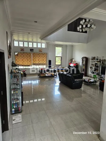 image RUMAH MEWAH MODERN HOOK DI ALAM SUTERA  (3)