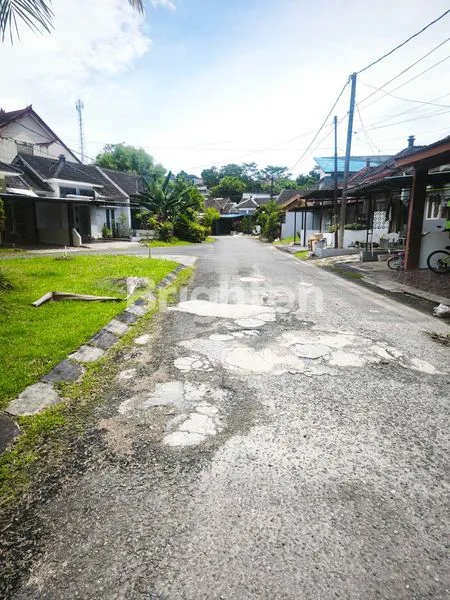 image RUMAH MINIMALIS SEMI-FURNISH, LT 120M² DI BALIKPAPAN (7)