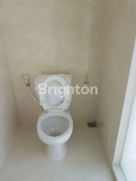 image RUMAH GRAND PAKUWON DEKAT MARGOMULYO, MANUKAN, TOL TANDES (8)