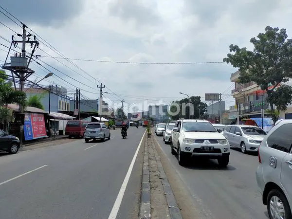 image RUKO 2 LANTAI LOKASI STRATEGIS DI JALAN UTAMA SEMARANG TIMUR  (3)
