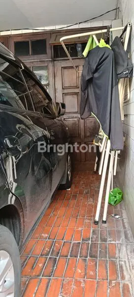 image RUMAH HOEK STRATEGIS DI GELONG BARU, LT/LB 165M² (4)