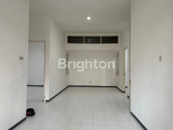 image RUMAH 1 LANTAI MULYOSARI ROW 2.5 MOBIL BAGUS SIAP HUNI BARU RENOV DEKAT MERR SUTOREJO, ITS UNAIR, BABATAN PANTAI KENJERAN, PAKUWON CITY (5)