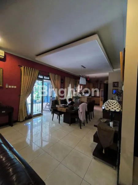 image RUMAH MEWAH 2 LANTAI, LT 420M² DI TATAR RATNASASIH (5)