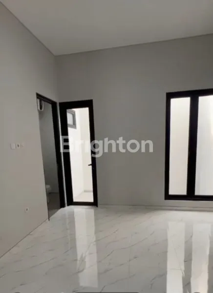 image RUMAH KUTISARI SURABAYA (6)