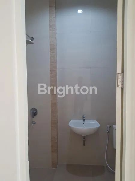 image RUMAH BARU 2 LANTAI DI MANYAR, LT 150M² (6)