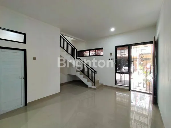 image RUMAH 2 LANTAI DI MAGNOLIA PARK, CIPONDOH, KOTA TANGERANG (2)