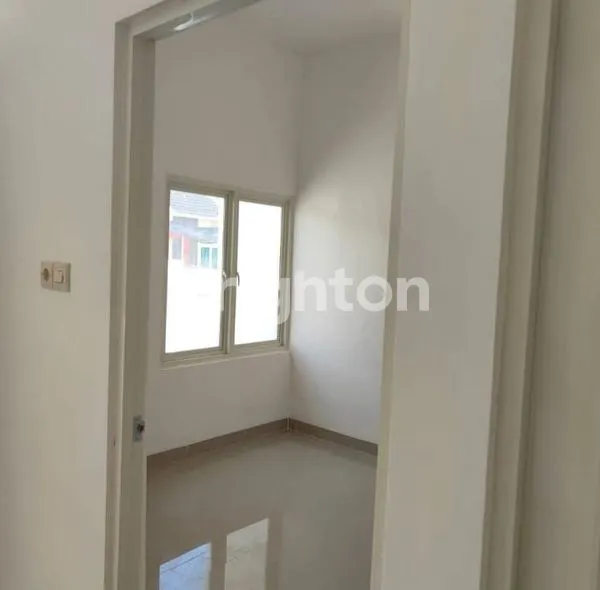 image RUMAH SIAP HUNI DI GREEN MANSION, HGB, AKSES STRATEGIS (2)