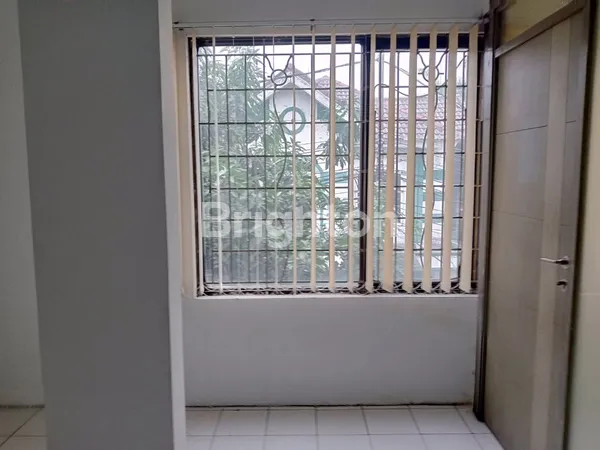 image RUKO DISEWAKAN DI CIBUBUR - LUAS TANAH 59 M2, LUAS BANGUNAN 121 M2 (6)