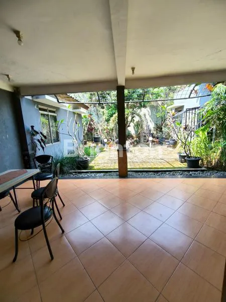 image RUMAH MEWAH 2 LANTAI, LT 420M² DI TATAR RATNASASIH (8)