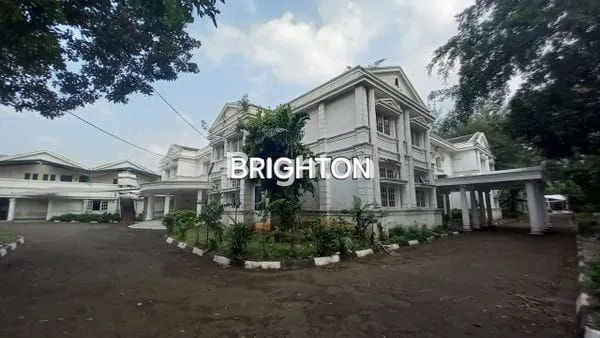 image DIJUAL GEDUNG EX SEKOLAH INTERNATIONAL DI JLAN KEMANG TIMUR RAYA JAKARTA SELATAN (3)