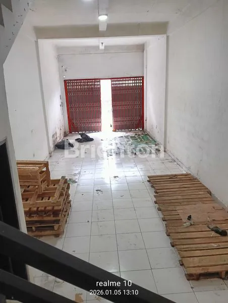 image DIJUAL / DISEWAKAN  RUKO 3 LANTAI PINGGIR  JALAN UTAMA  TERMURAH DI DENPASAR BARAT. (1)