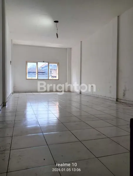 image DIJUAL / DISEWAKAN  RUKO 3 LANTAI PINGGIR  JALAN UTAMA  TERMURAH DI DENPASAR BARAT. (3)