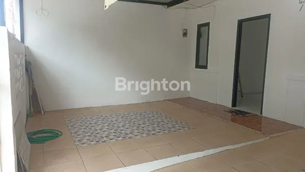 image RUMAH DISEWA DIGRAHA RAYA (3)