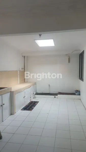 image RUMAH DISEWA DIGRAHA RAYA (4)